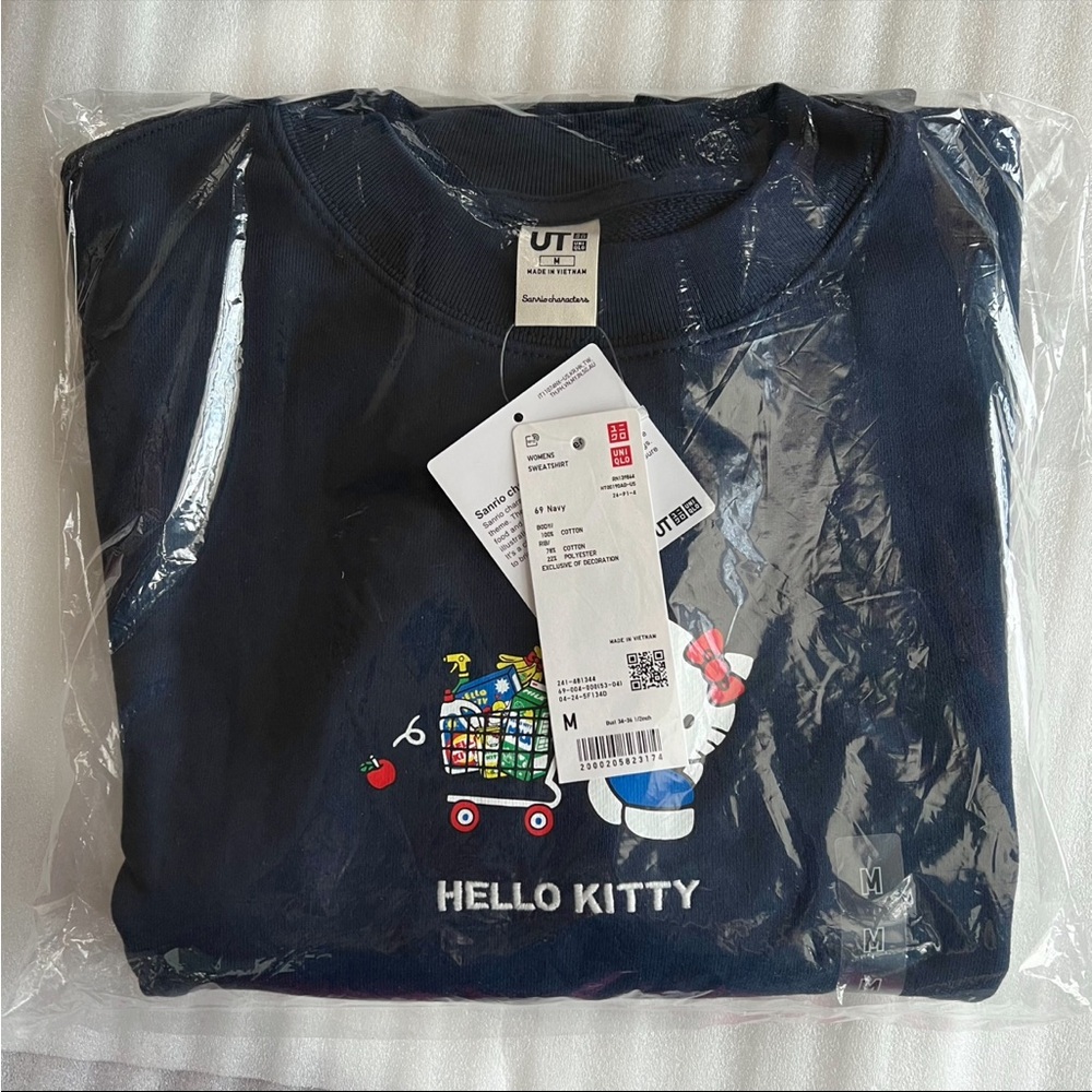 Uniqlo Hello Kitty Sanrio Characters Sweatshirt - Picture 14 of 14